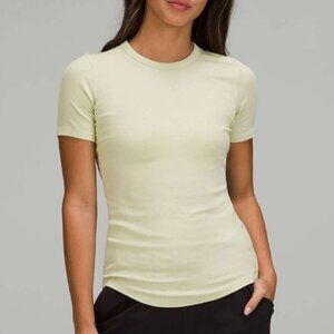 Lululemon Hold Tight Short Sleeve - 10 Dewy